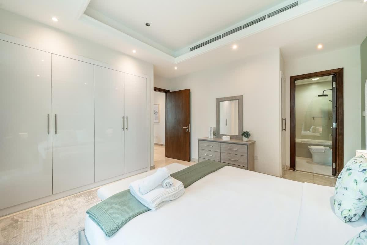 Airstay - 1br Retreat - Stunning Marina Views - Monthly Offer Available * Dubai
