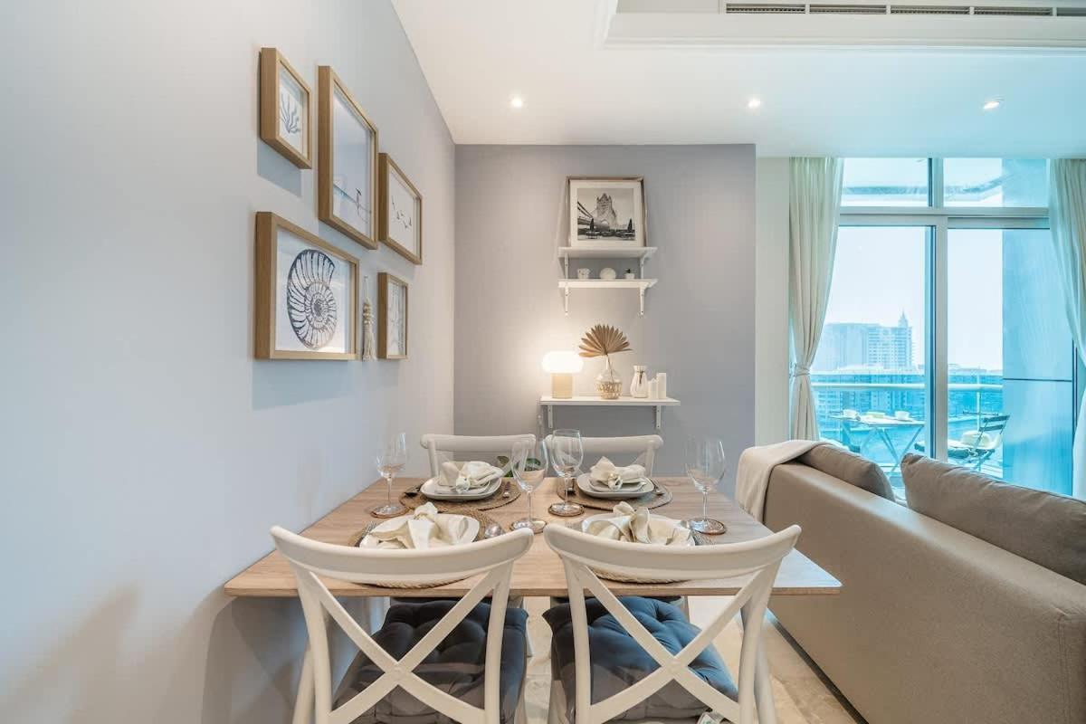 Apartment Airstay - 1br Retreat - Stunning Marina Views - Monthly Offer Available *