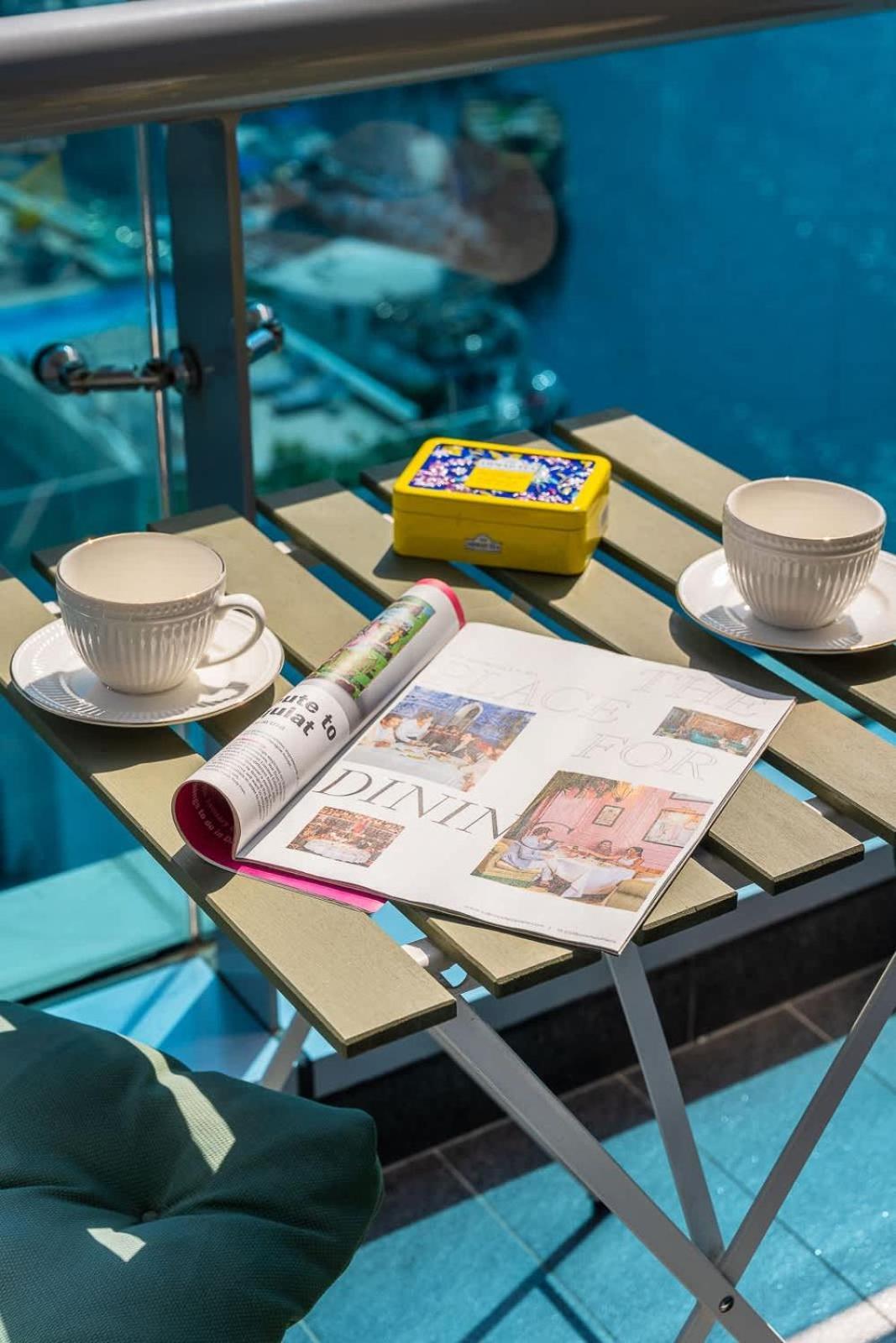 Airstay - 1br Retreat - Stunning Marina Views - Monthly Offer Available Apartment *